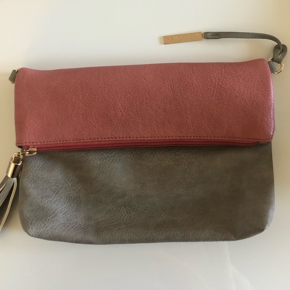 JEANE & JAX Luxury Vegan Leather Crossbody or Clutch - Picture 3 of 15